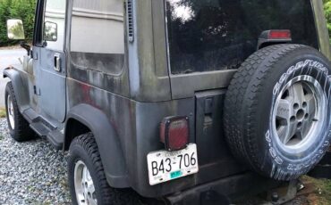 Jeep-wrangler-yj-1991-black-2