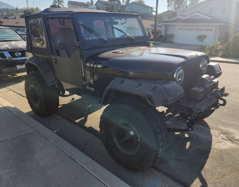 Jeep-wrangler-yj-1991-black-2