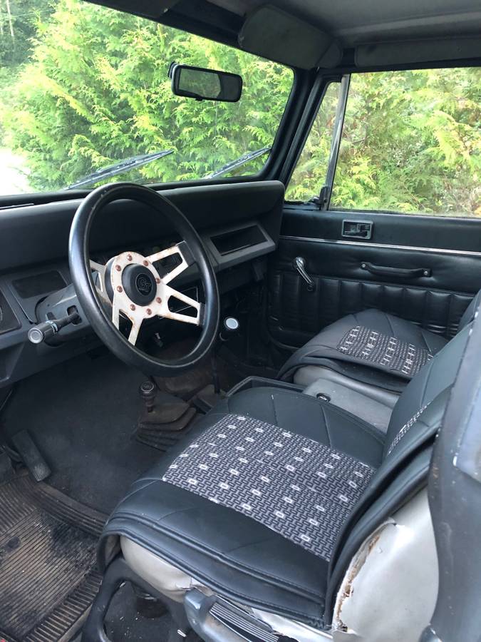 Jeep-wrangler-yj-1991-black-3
