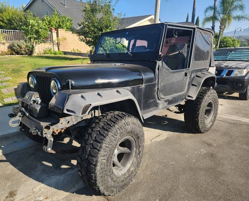 Jeep-wrangler-yj-1991-black