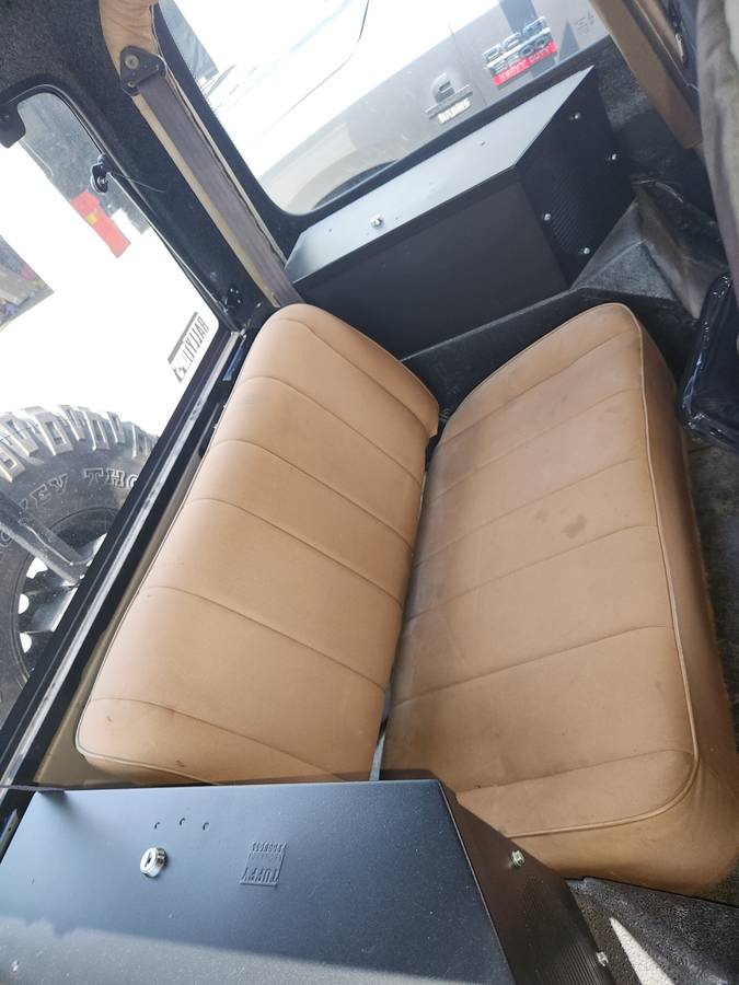 Jeep-wrangler-yj-1995-blue-3