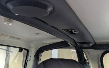 Jeep-wrangler-yj-1995-white-4