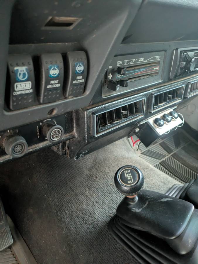 Jeep-wrangler-yj-1995-white-6