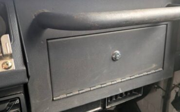 Jeep-wrangler-yj-1995-white-8