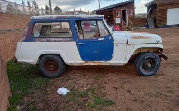 Jeepster-commando-4wd-1968-white