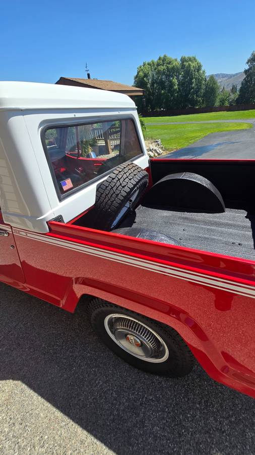 Jeepster-commando-4wd-1969-red-2