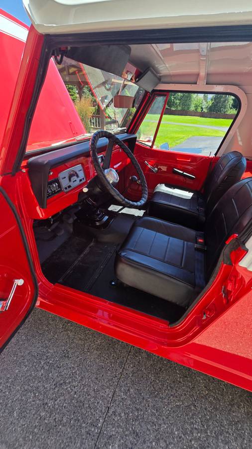 Jeepster-commando-4wd-1969-red-7
