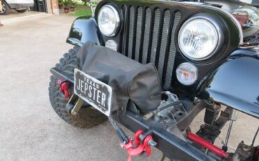 Jeepstercommando-1968-black-10