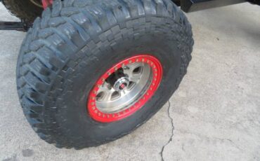 Jeepstercommando-1968-black-14