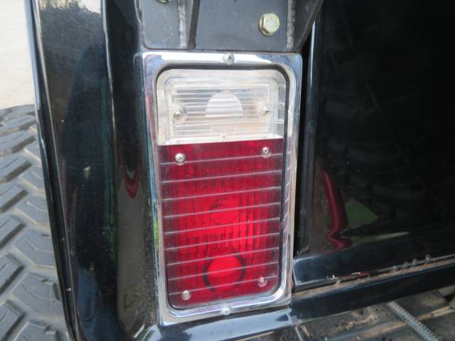Jeepstercommando-1968-black-3