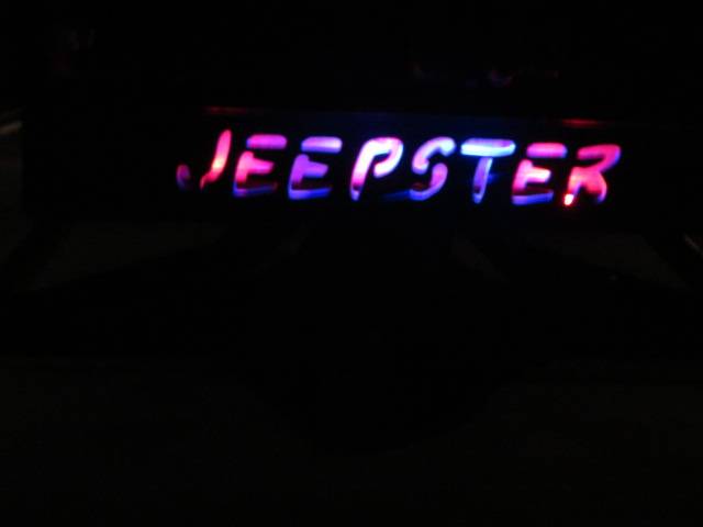 Jeepstercommando-1968-black-8