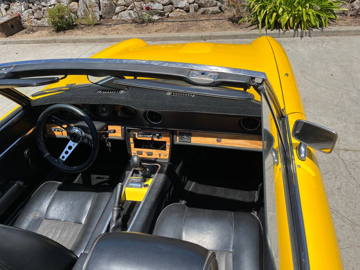 Jensen-haley-type-2-1974-yellow-4