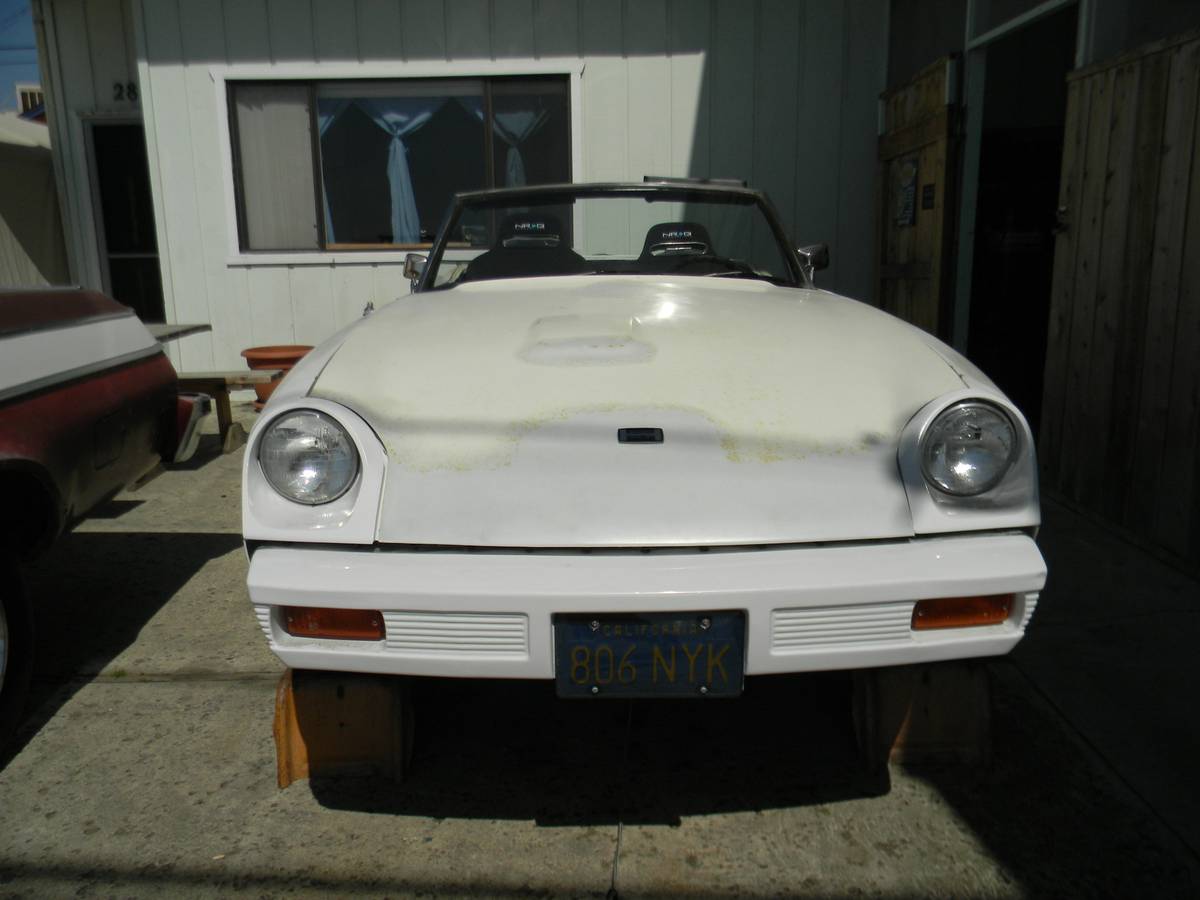 Jensen-healey-1974-white-5
