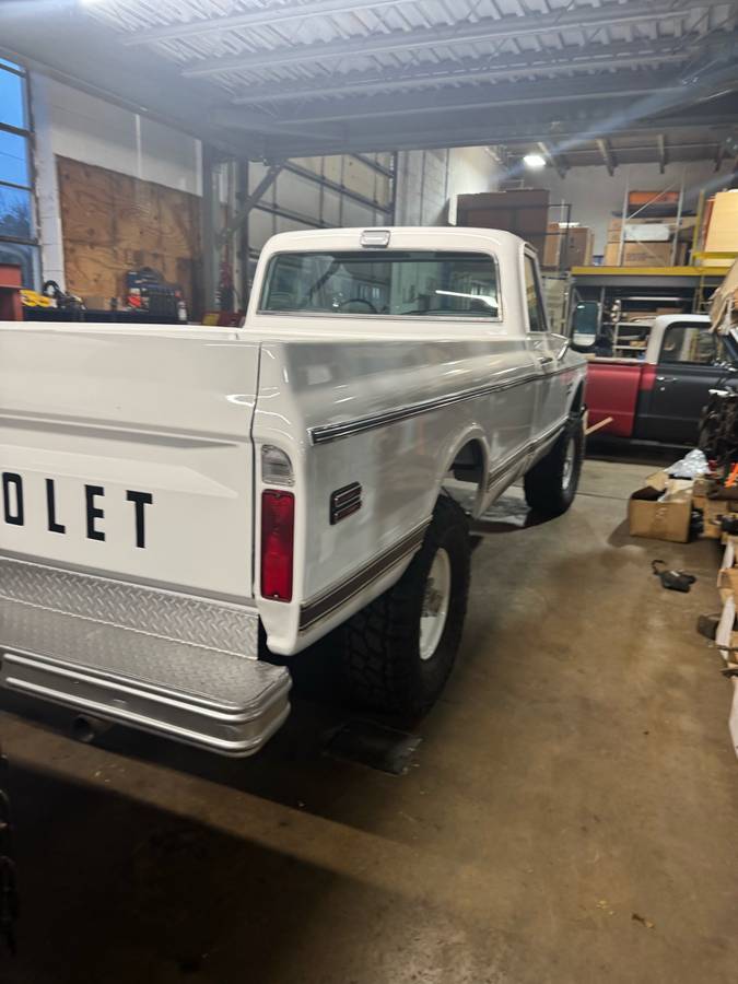 K10-1972-white-7
