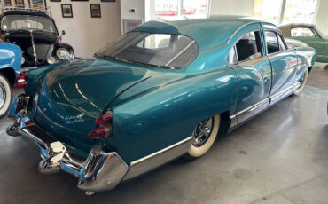 Kaiser-Manhattan-1954-Sedan-2