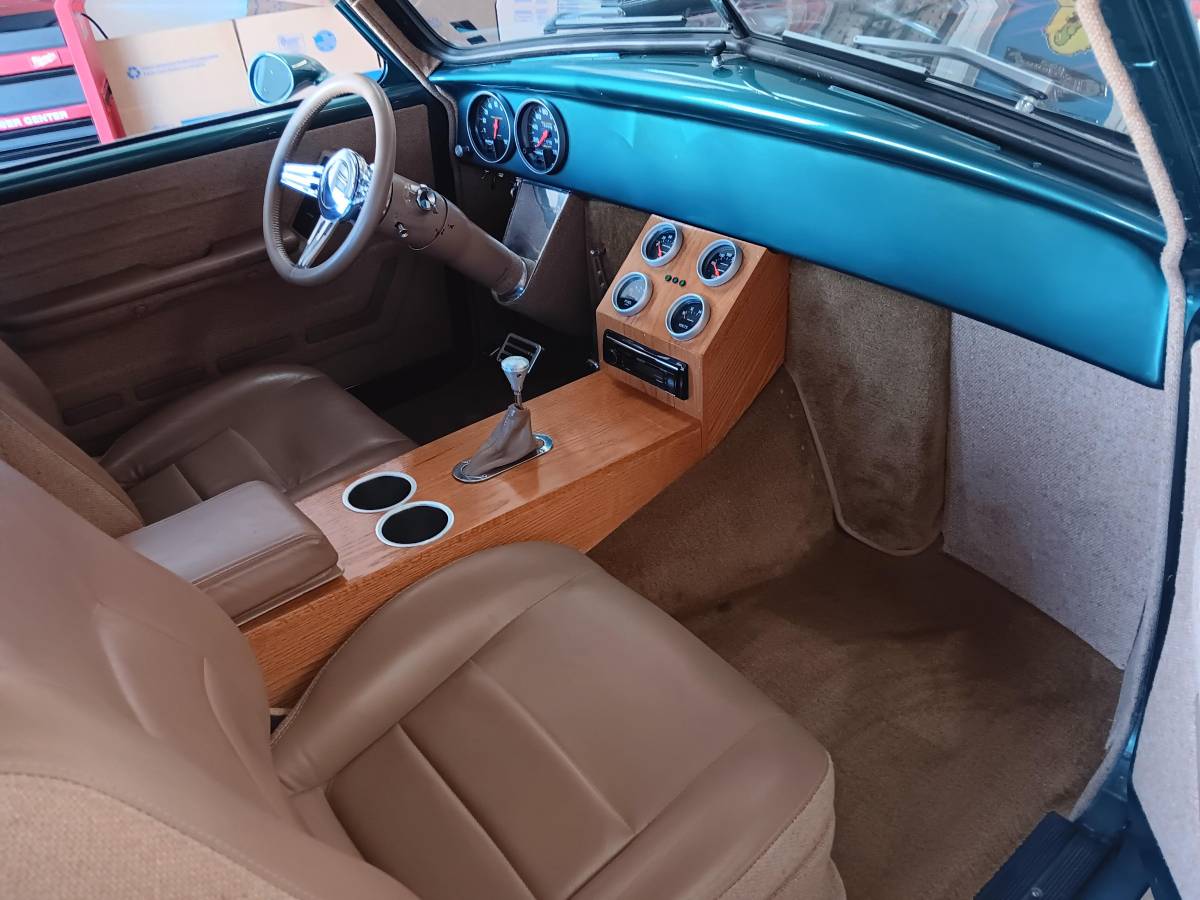 Kaiser-henry-j-1952-custom-10