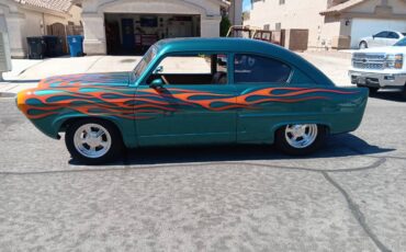Kaiser-henry-j-1952-custom-3