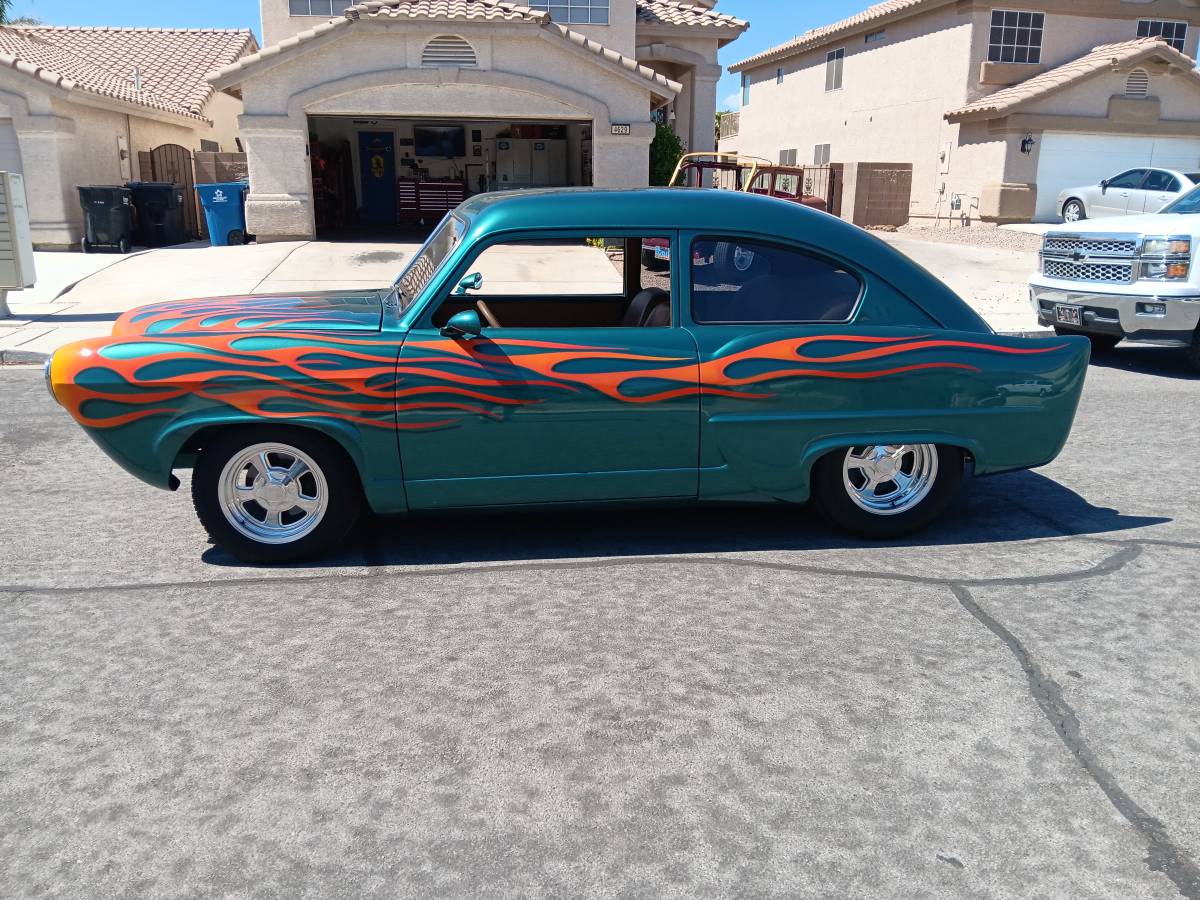 Kaiser-henry-j-1952-custom-3