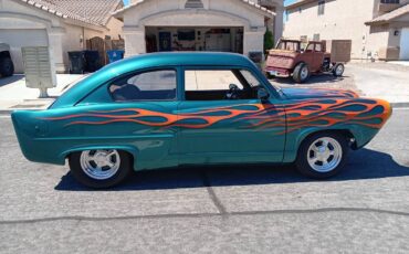 Kaiser-henry-j-1952-custom-4