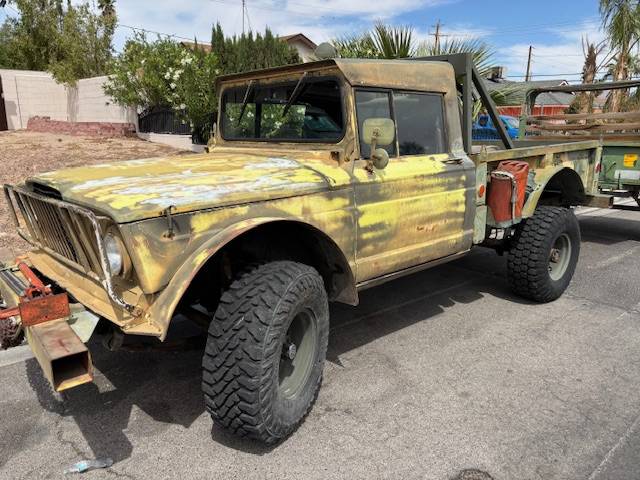 Kaiser-jeep-1967-green-1