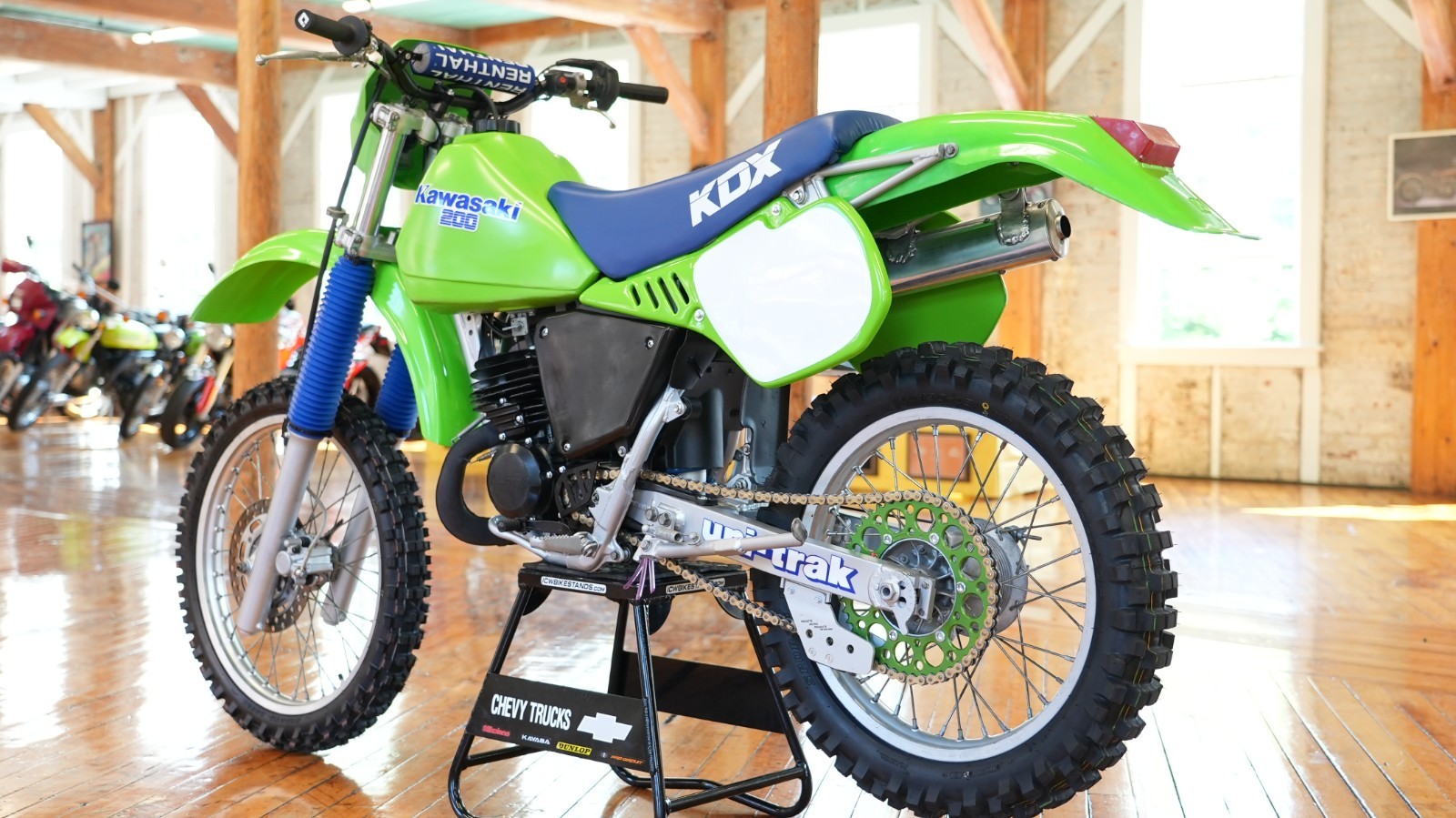 Kawasaki-KDX-1987-10