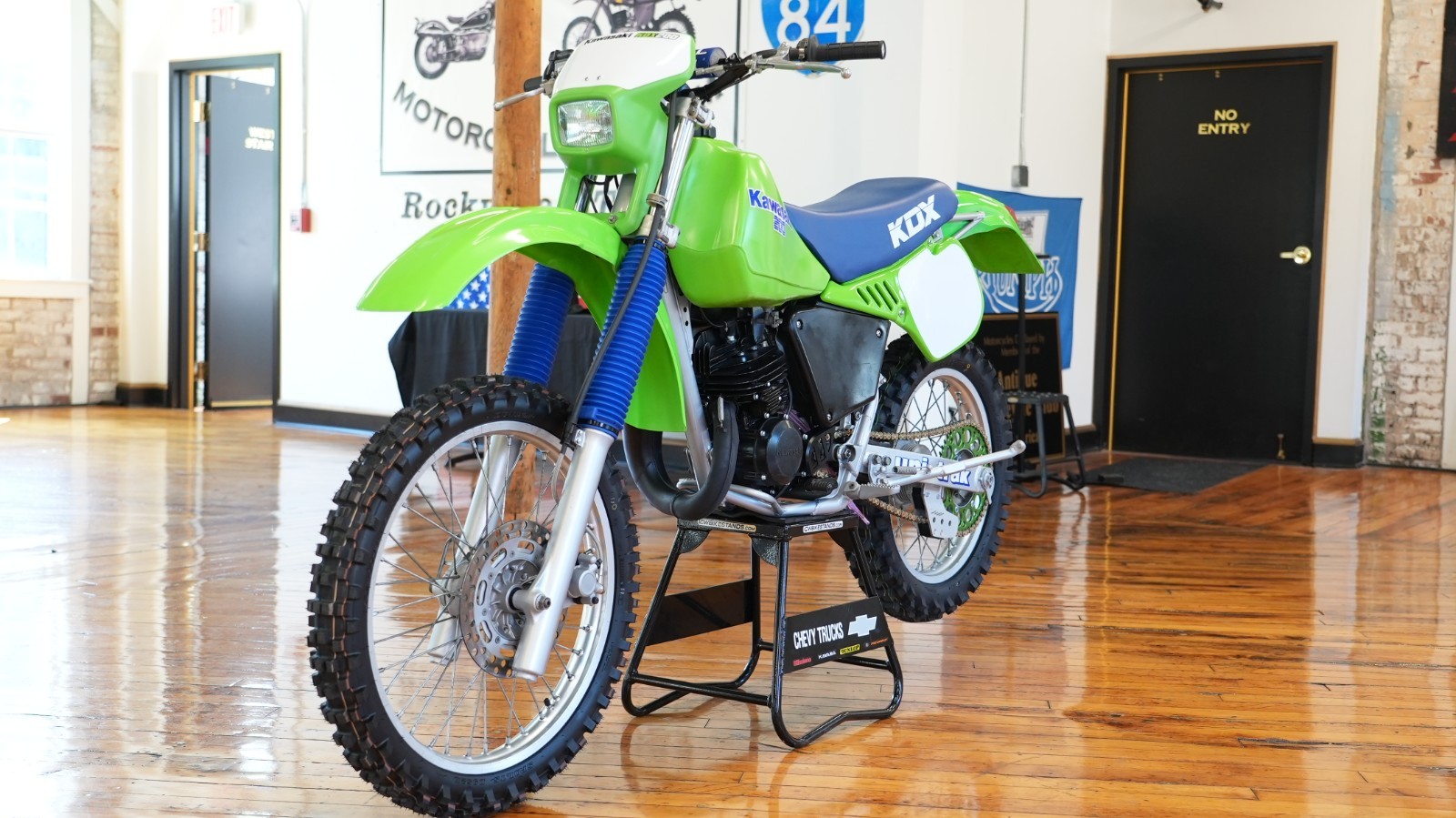 Kawasaki-KDX-1987-12