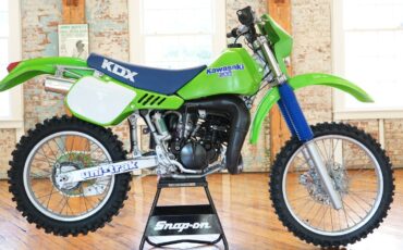 Kawasaki-KDX-1987-2