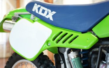 Kawasaki-KDX-1987-9