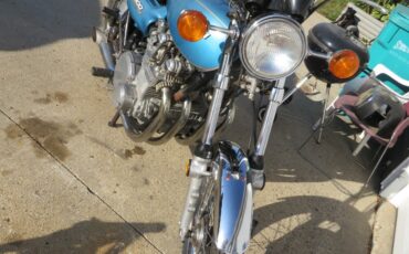 Kawasaki-Z1-900-1975-1