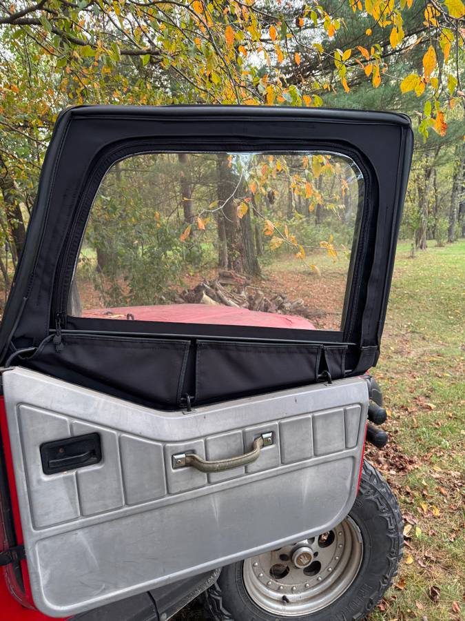Keep-wrangler-1989-red-1
