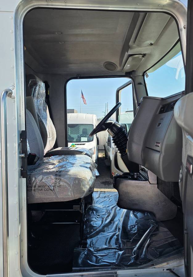 Kenworth-548ch-diesel-1991-white-13