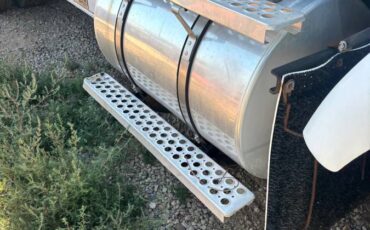 Kenworth-t880-diesel-1989-white-3