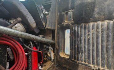 Kw-t800-triaxle-truck-diesel-1989-white-3