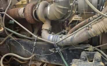 Kw-t800-triaxle-truck-diesel-1989-white-4