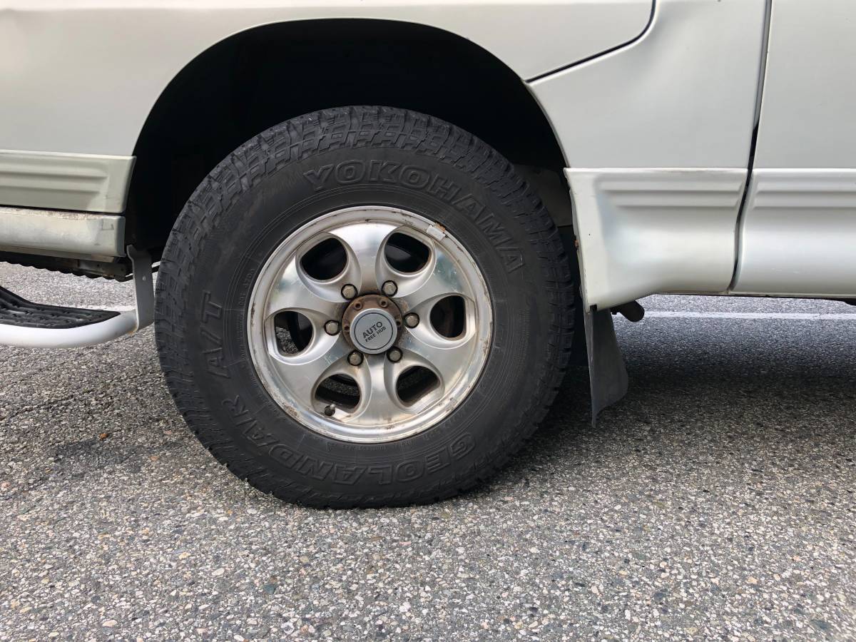 L-300-high-roof-diesel-1993-green-12