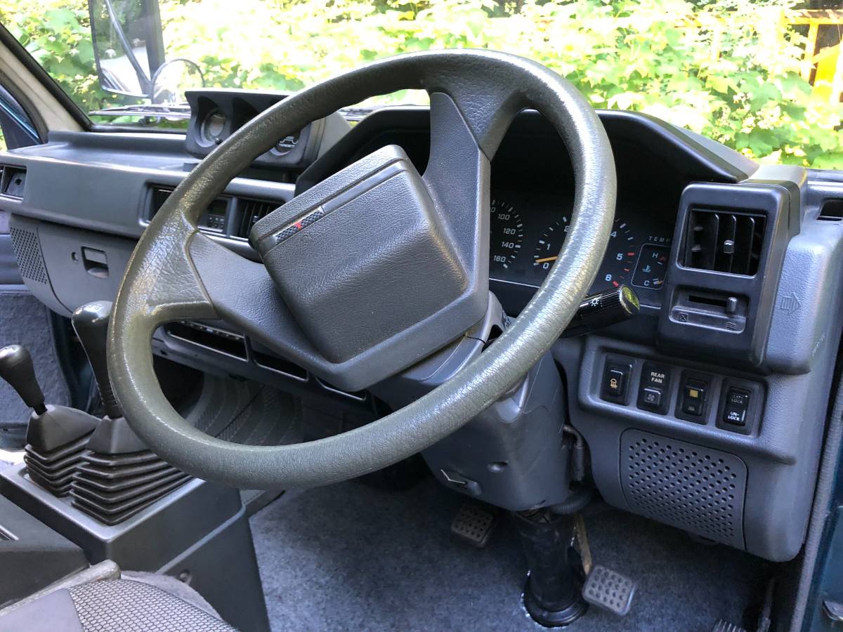 L-300-high-roof-diesel-1993-green-8