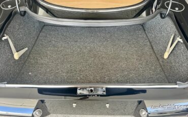 Lamborghini-350-gt-1965-Black-Tan-19