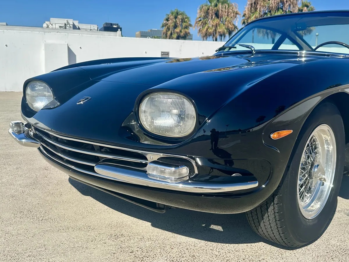 Lamborghini-350-gt-1965-Black-Tan-5