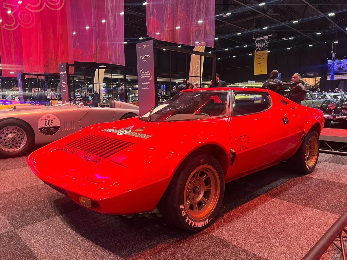 Lancia-Stratos-1974-6