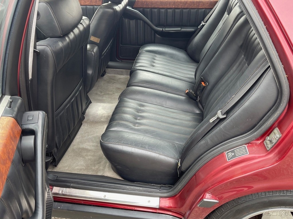 Lancia-Thema-1991-Sedan-17