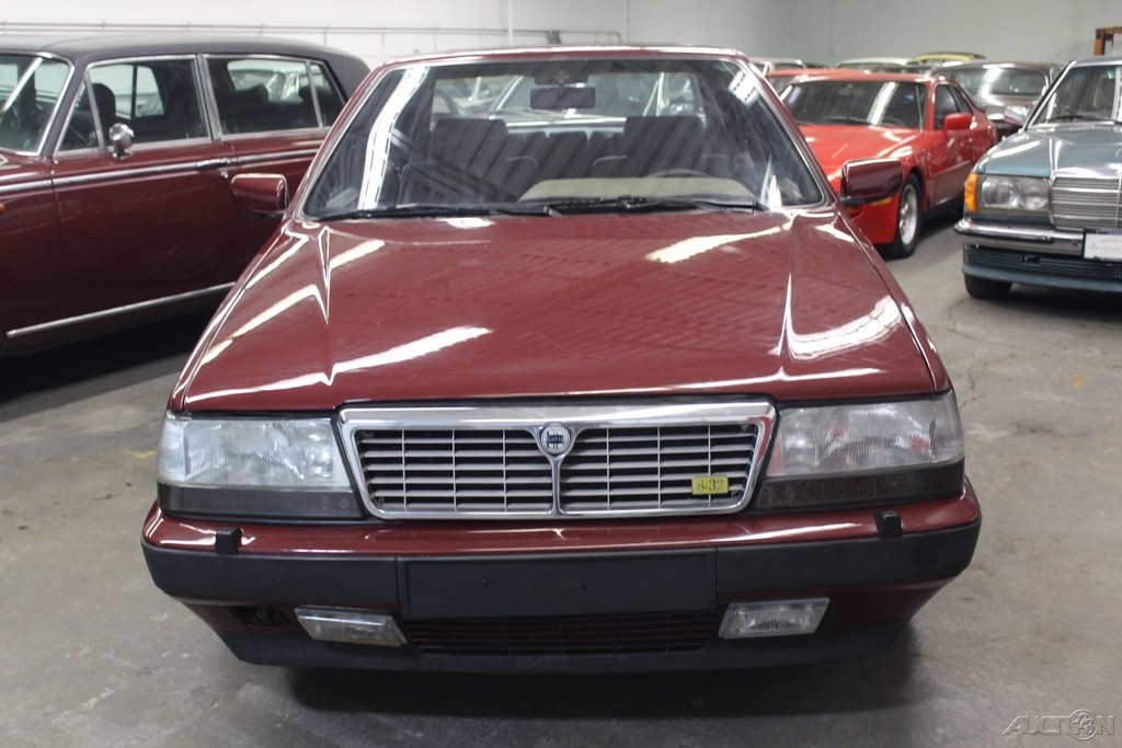 Lancia-Thema-1991-Sedan-4