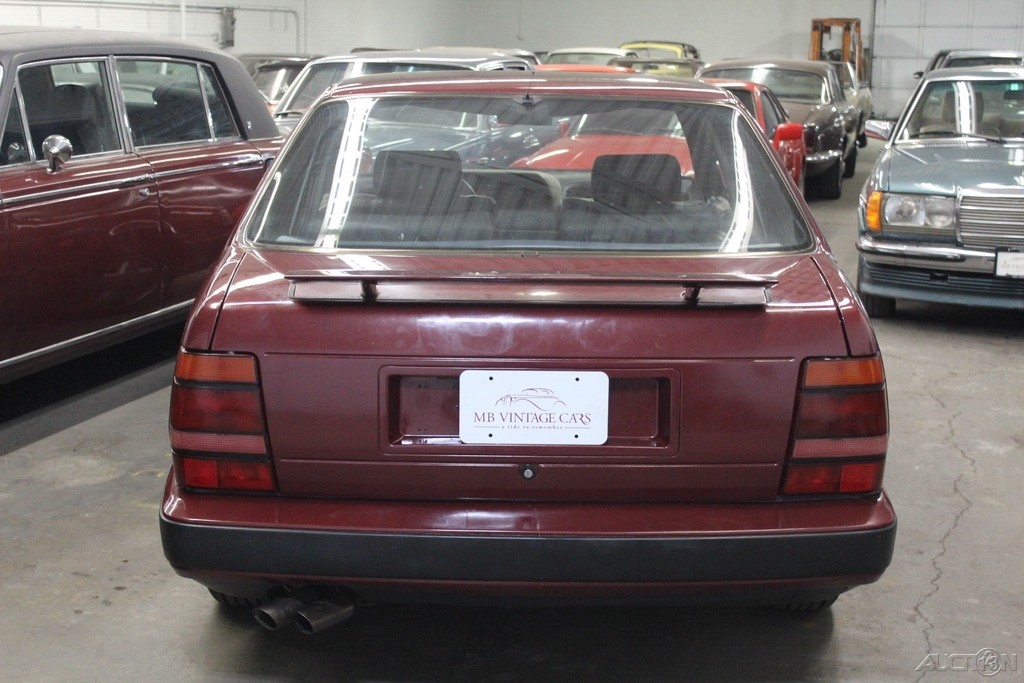 Lancia-Thema-1991-Sedan-5