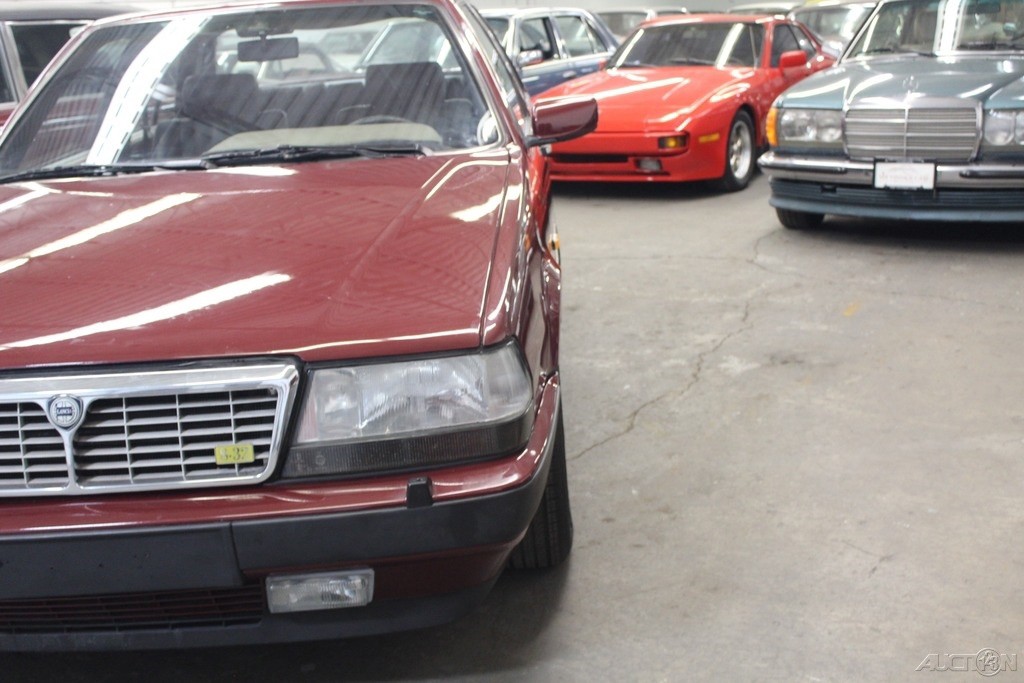 Lancia-Thema-1991-Sedan-6