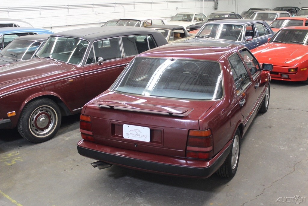 Lancia-Thema-1991-Sedan-8