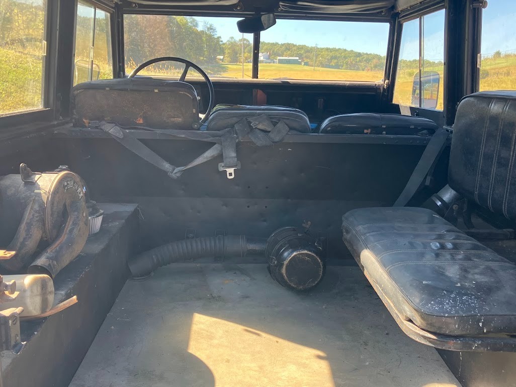 Land-Rover-3-1974-SUV-8