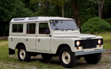 Land-Rover-Defender-1990-SUV-1