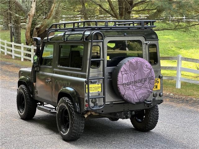 Land-Rover-Defender-1991-6