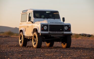 Land-Rover-Defender-1992-12