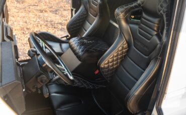 Land-Rover-Defender-1992-14