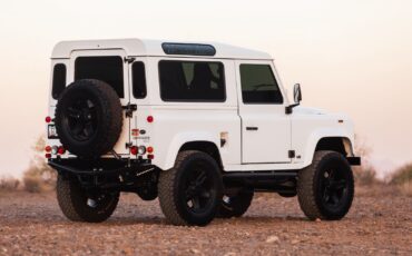 Land-Rover-Defender-1992-4